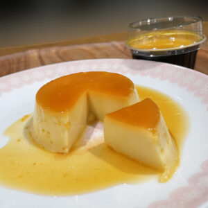 Spoonable Classic Flan Dessert – Soft and Creamy